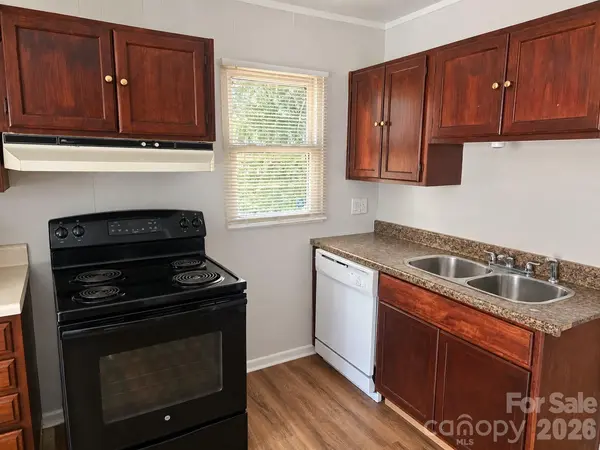 3135 Marney AVE, Charlotte, NC 28205
