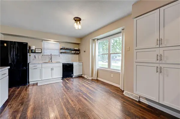 16010 Harris AVE, Belton, MO 64012