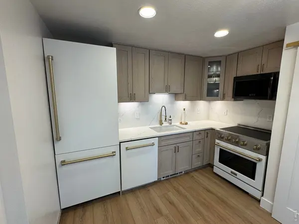 3237 Redstone, Boulder, CO 80305