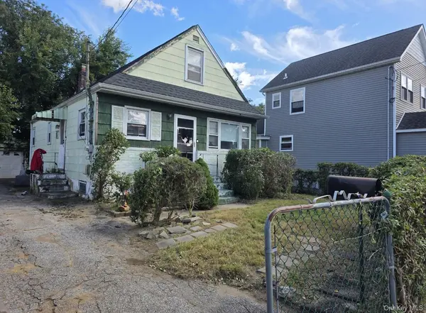 283 Doherty AVE, Elmont, NY 11003