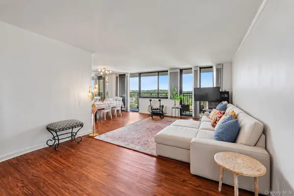 15 Stewart PL #12A, White Plains, NY 10603