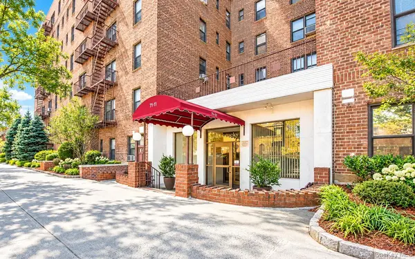 71-11 Yellowstone BLVD #4M, Forest Hills, NY 11375