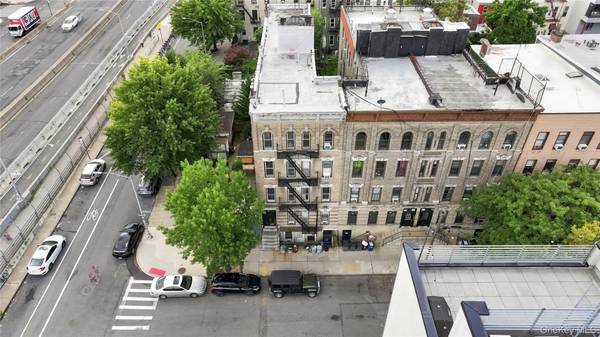 162 Dupont ST, Brooklyn, NY 11222