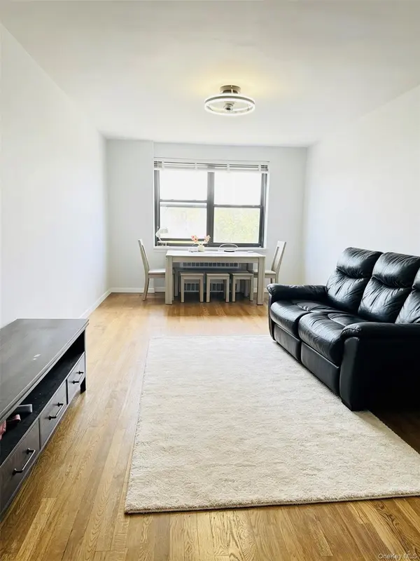 28-08 141ST ST #4C, Flushing, NY 11354