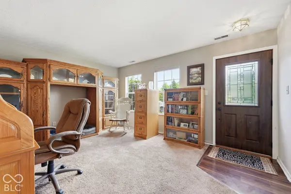 9960 Youngwood LN, Fishers, IN 46038
