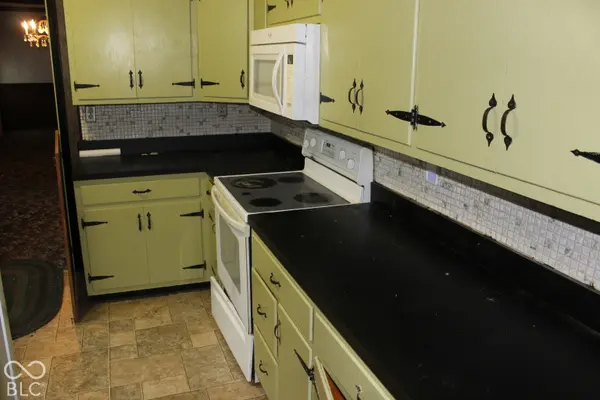 11 S Bloomington ST, Greencastle, IN 46135