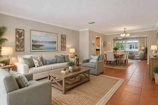 1507 N KNOLLWOOD DR, Bradenton, FL 34208