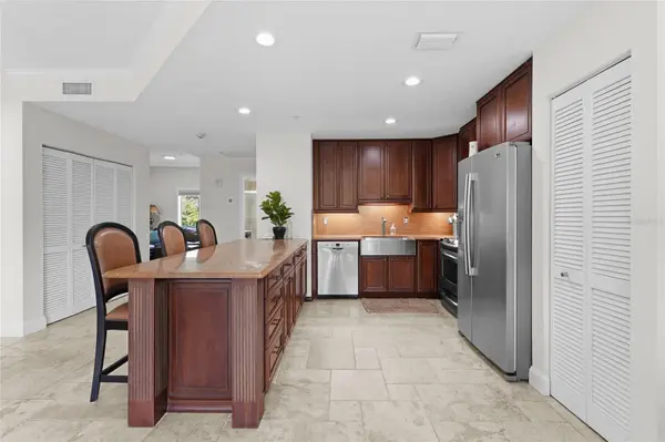 3816 6TH AVE #3816, Holmes Beach, FL 34217