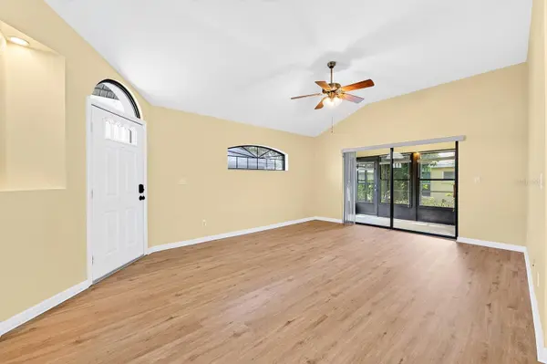21212 ROYAL ST GEORGES LN, Leesburg, FL 34748