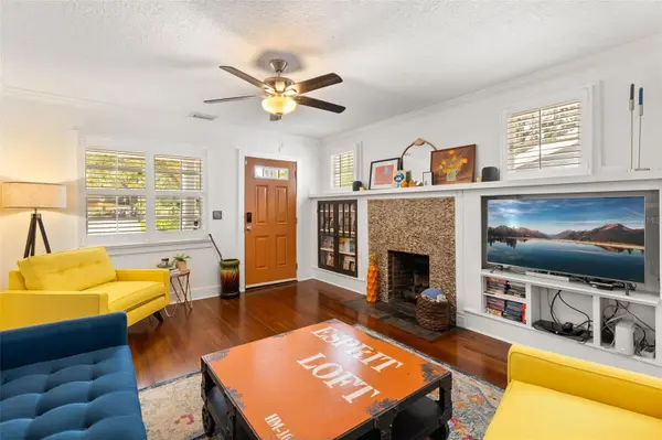 1217 NOBLE PL, Orlando, FL 32801