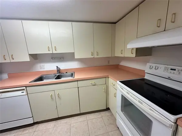 8124 FAIRWAYS CIR #R104, Ocala, FL 34472