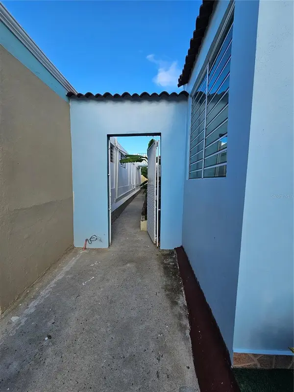 111 111 #BN9, Carolina, PR 00983