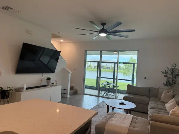 495 MANGROVE SHADE CIR, Apollo Beach, FL 33572