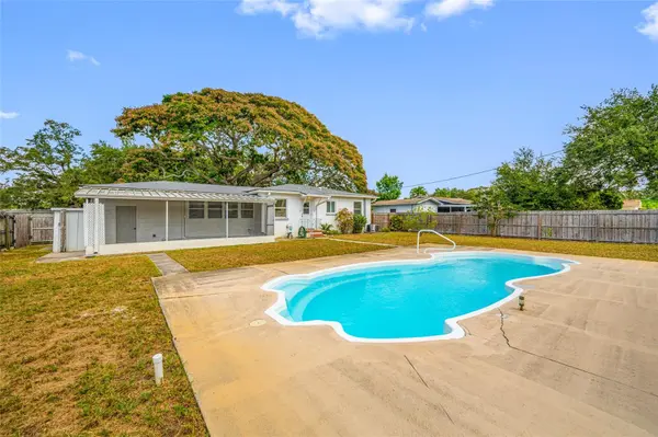 5918 4TH AVE N, St Petersburg, FL 33710