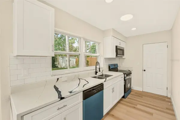 214 45TH AVE NE, St Petersburg, FL 33703