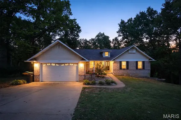 1949 The Woods CIR, Barnhart, MO 63012