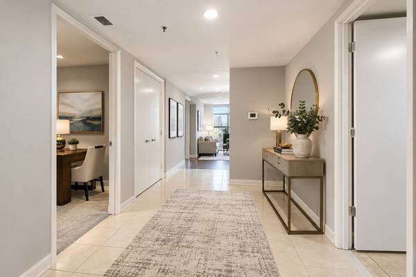 680 N Lake Shore DR #1008, Chicago, IL 60611
