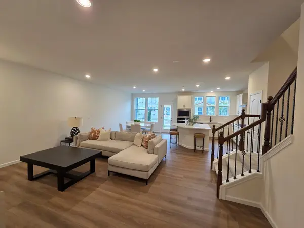 24456 W Kroll DR #65396, Plainfield, IL 60585