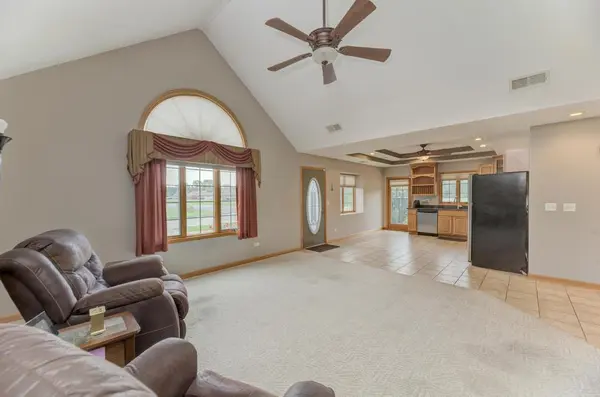 1658 Kirsten Lee DR #1658, Wilmington, IL 60481