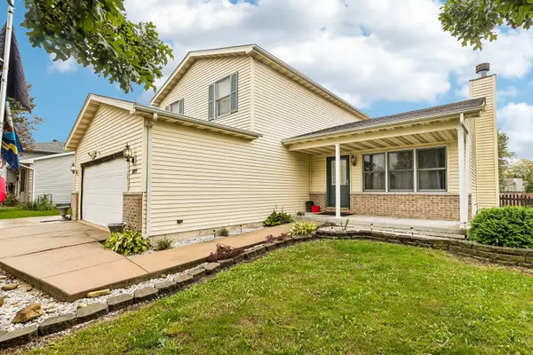1677 Carol Anne DR, Morris, IL 60450
