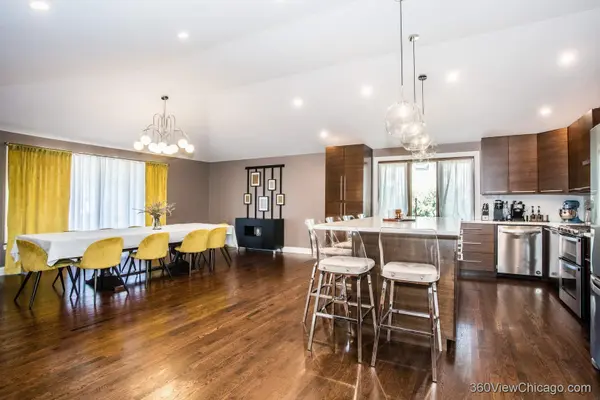 15329 Sunset Ridge DR, Orland Park, IL 60462
