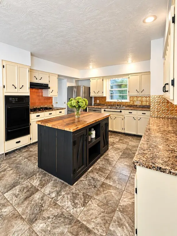 540 E Walnut ST, Geneseo, IL 61254