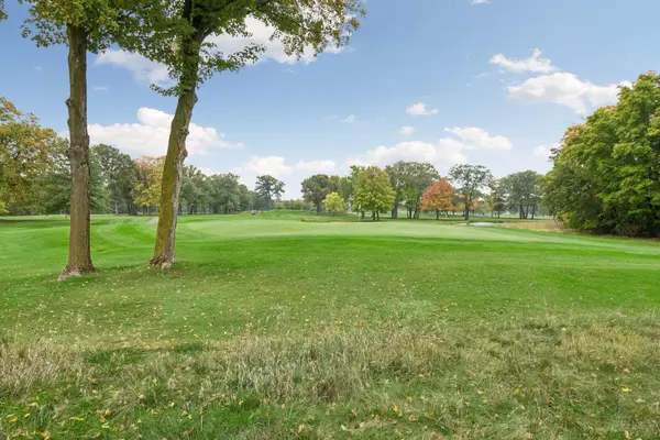 655 Shawnee Woods RD, Medina, MN 55340