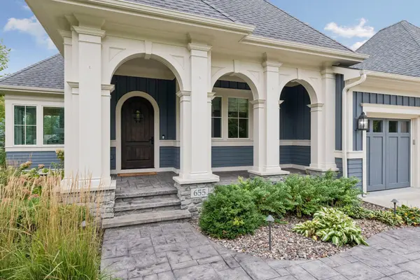 655 Shawnee Woods RD, Medina, MN 55340
