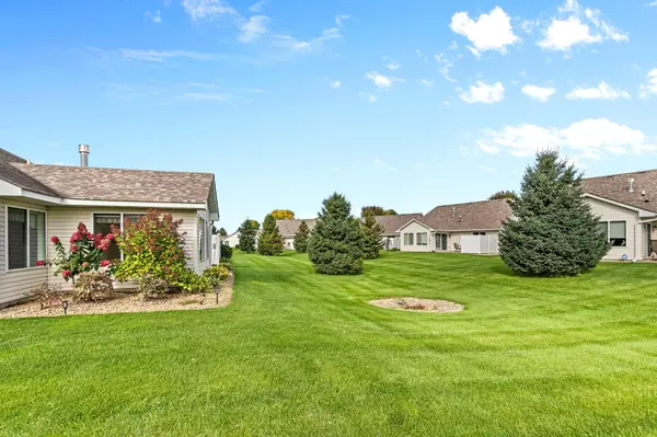 366 25th LN SE, Cambridge, MN 55008