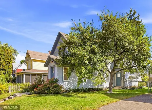 1221 1st ST S, Stillwater, MN 55082