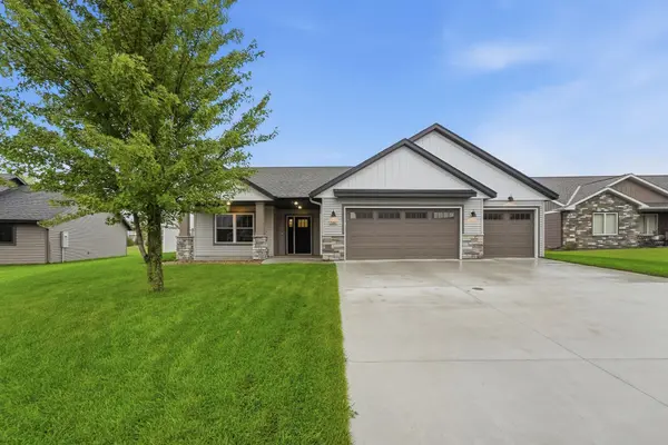 3267 Old Stone WAY NE, Sauk Rapids, MN 56379