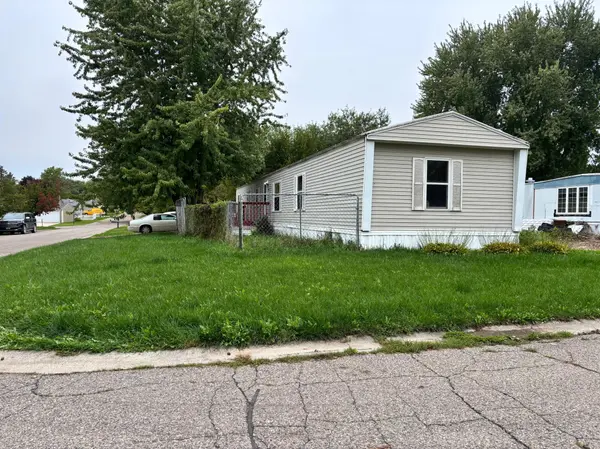 2313 Doral AVE, Albert Lea, MN 56007