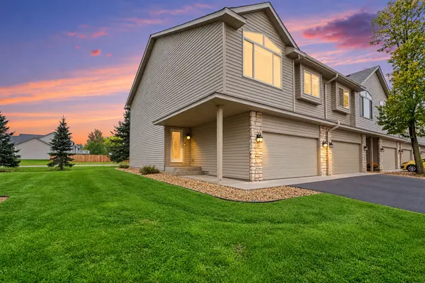 1120 Bristol LN, Farmington, MN 55024