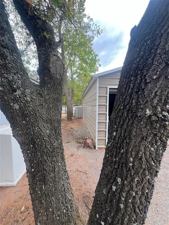 208 S Marilyn ST, Fort Cobb, OK 73038