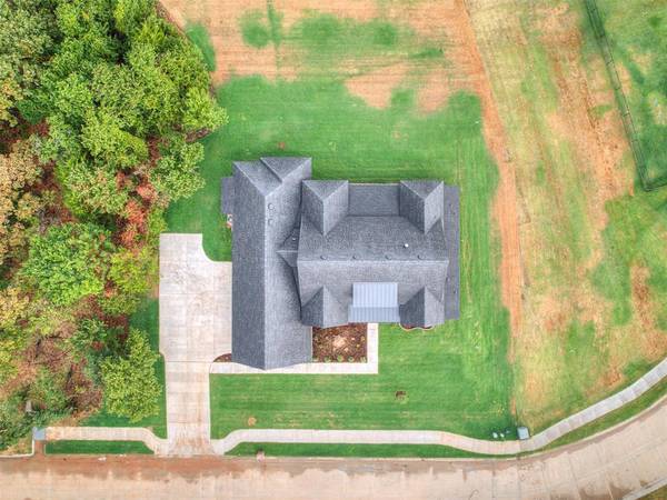 14117 N Ridge DR, Choctaw, OK 73020