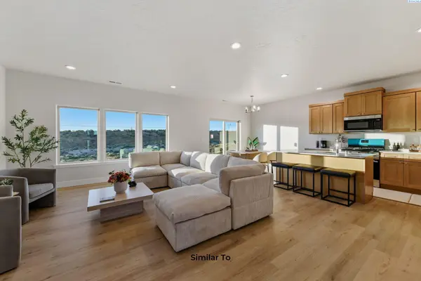 763 Honeylicious St, Richland, WA 99352