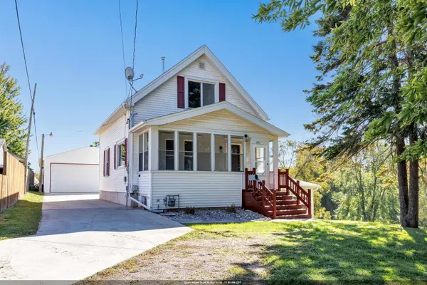 1911 S 13TH ST, Manitowoc, WI 54220