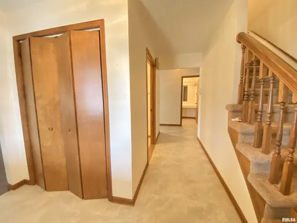 4668 MISSION DR, Decatur, IL 62526