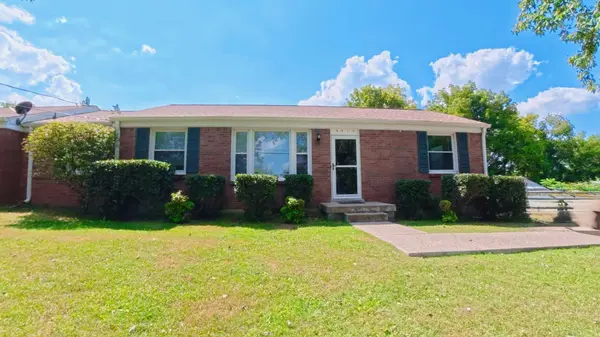 3915 E Ridge Dr, Nashville, TN 37211