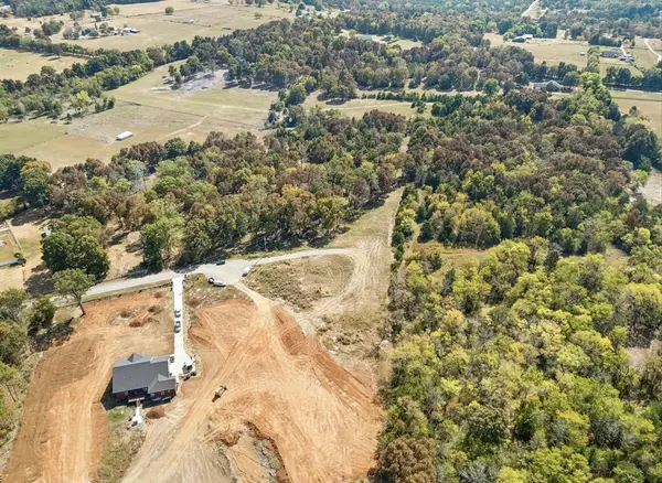 1247 George Patterson Dr, Murfreesboro, TN 37127