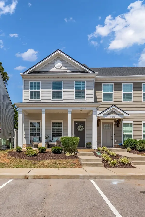 2563 Napa Valley Way, Columbia, TN 38401