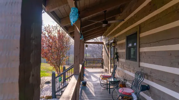 102 Highwater Rd, Waverly, TN 37185