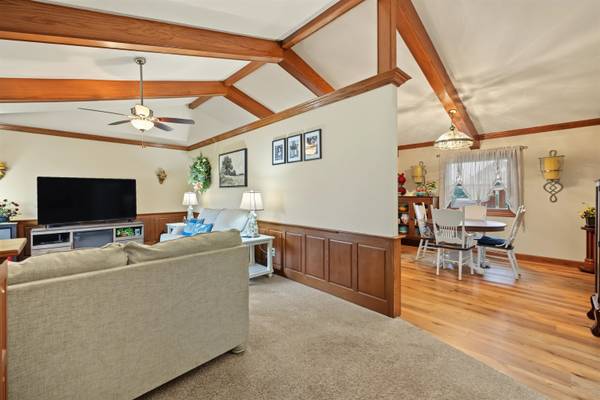 116 Sunset Ln., Tescott, KS 67484