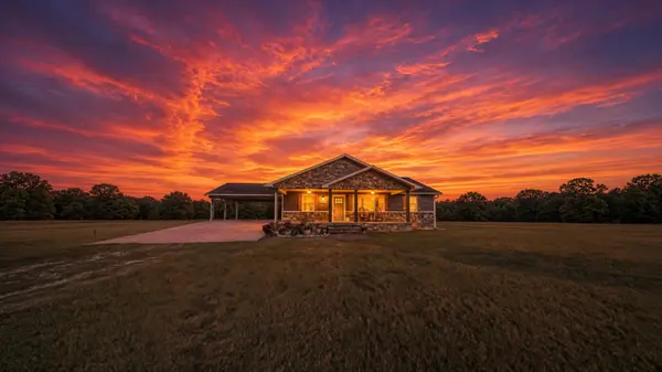 1387 County Road 201, Alton, MO 65606