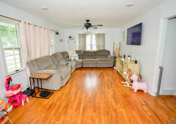 1419 Walnut ST, Emporia, KS 66801