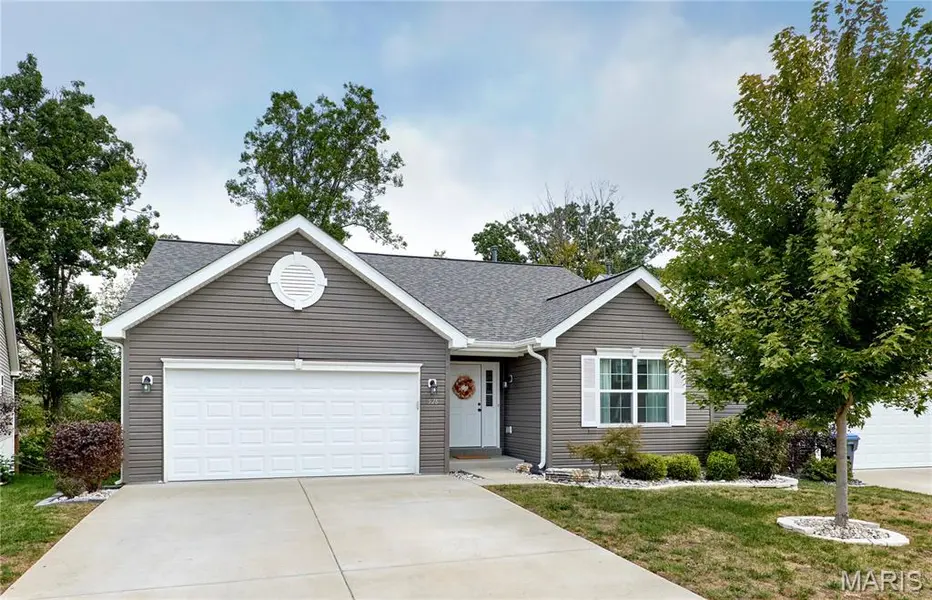 526 Brookside Forest CT, O'fallon, MO 63366