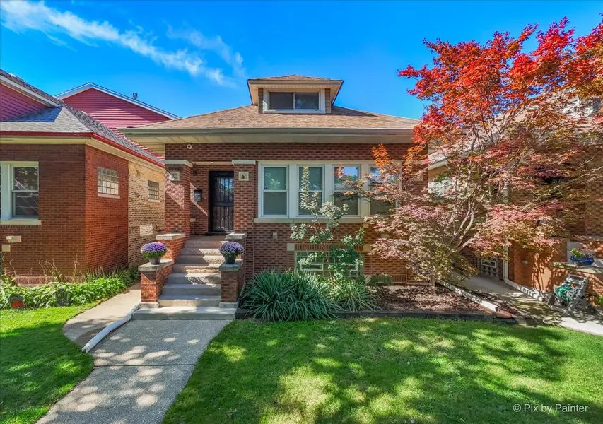 5824 N Fairfield AVE, Chicago, IL 60659