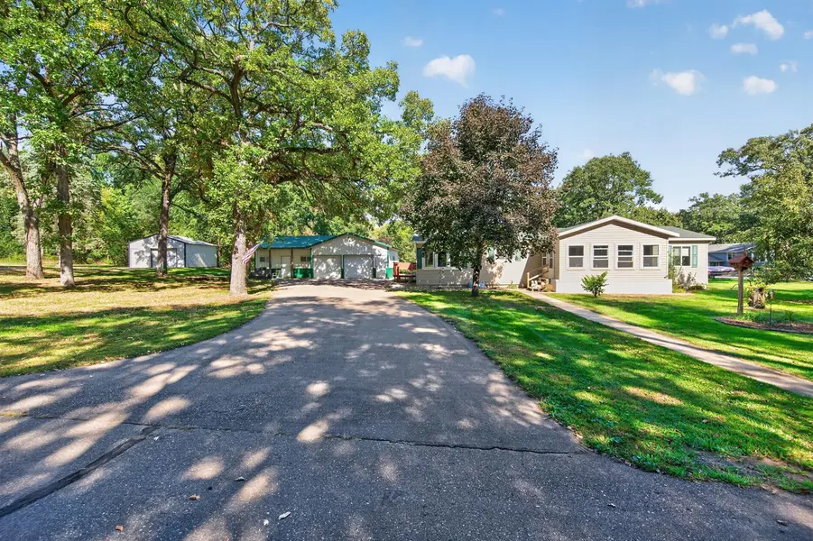 10172 48th ST, Clear Lake, MN 55319