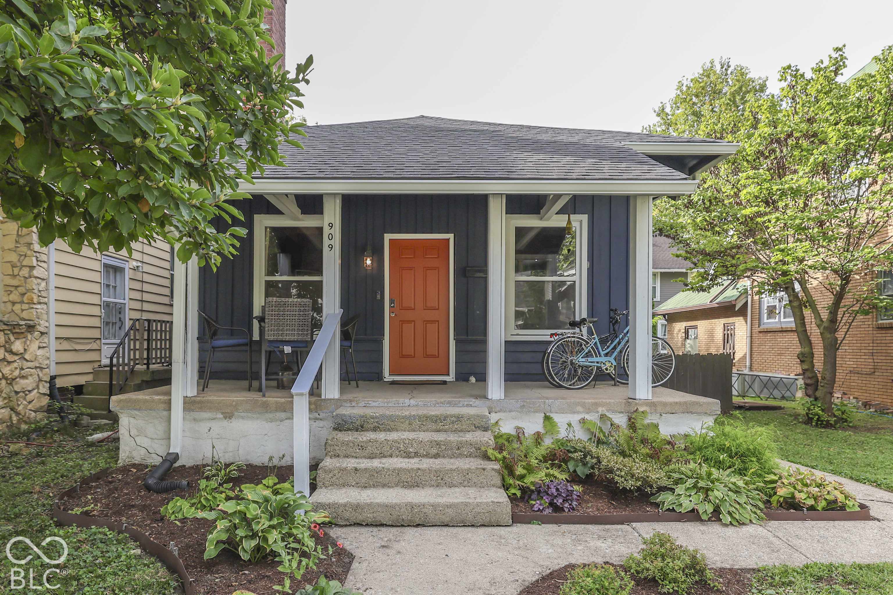 909 E 42nd ST, Indianapolis, IN 46205