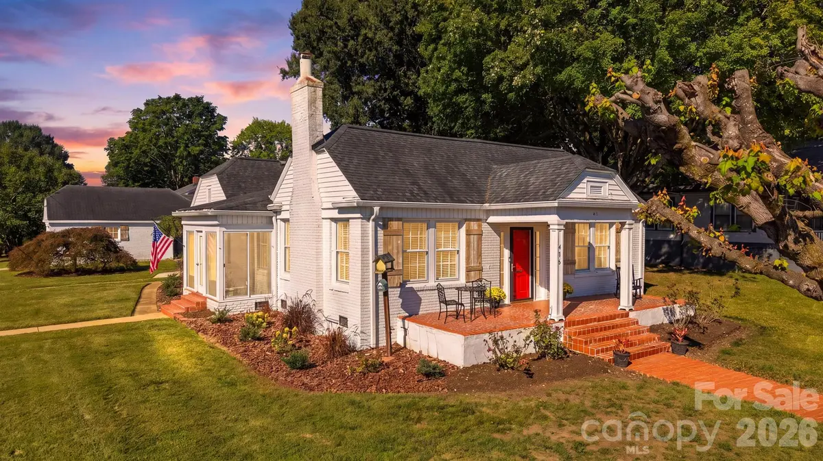 416 Kentwood ST SW, Lenoir, NC 28645